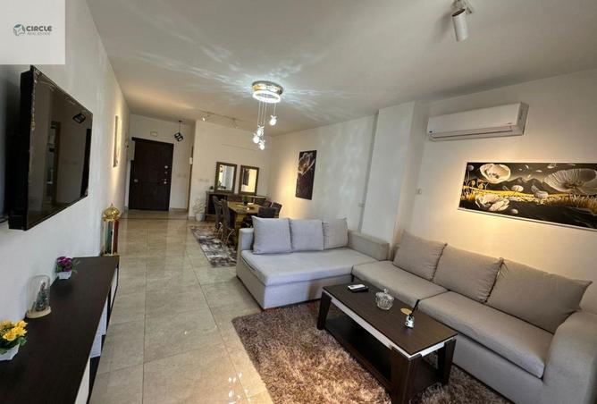 92128457 - Property Main Image