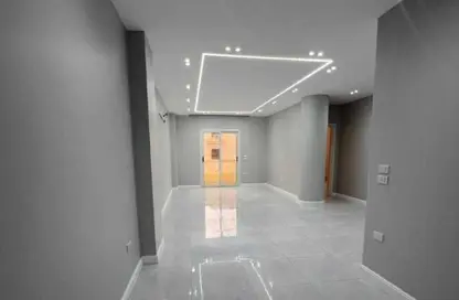 شقة - 3 غرف نوم - 2 حمامات للايجار في اللوتس الشمالي - حى اللوتس - مدينة القاهرة الجديدة - القاهرة