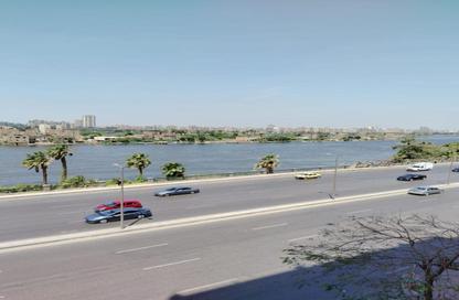 Apartment - 3 Bedrooms - 2 Bathrooms for sale in Cornish El Nile St. - Maadi - Hay El Maadi - Cairo