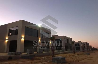 محل تجاري - استوديو للبيع في كمبوند فيلدج جاردن القطامية - كمبوندات التجمع الخامس - التجمع الخامس - مدينة القاهرة الجديدة - القاهرة