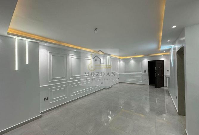 8307417 - Property Image 2