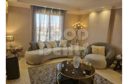 شقة - 3 غرف نوم - 2 حمامات للبيع في شارع عمار بن ياسر - ميدان الحجاز - النزهة - القاهرة