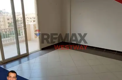 Apartment - 3 Bedrooms - 3 Bathrooms for rent in Greens - 6th District - Sheikh Zayed City - Giza