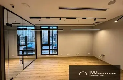 Office Space - 3 Bedrooms for rent in District 5 - 5th Settlement Compounds - The 5th Settlement - New Cairo City - Cairo