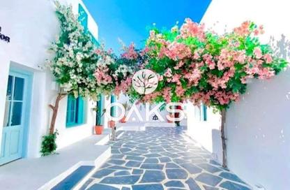 Chalet - 3 Bedrooms - 2 Bathrooms for sale in Mountain View - Ras Al Hekma - North Coast