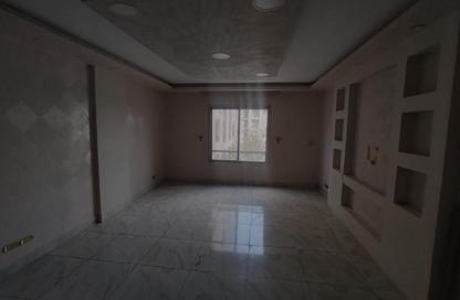 Apartment - 2 Bedrooms - 1 Bathroom for rent in El Rehab Extension - Al Rehab - New Cairo City - Cairo