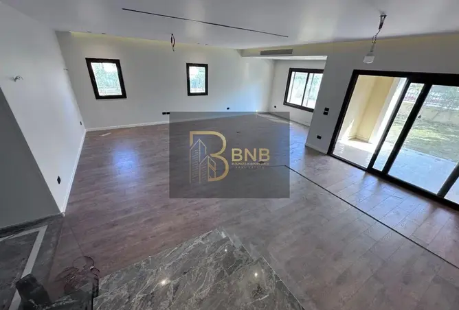 111595309 - Property Image 2