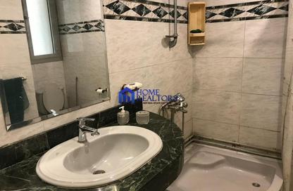 Apartment - 2 Bedrooms - 2 Bathrooms for rent in Sarayat Al Maadi - Hay El Maadi - Cairo