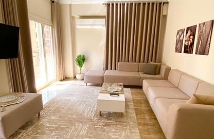 Apartment - 3 Bedrooms - 2 Bathrooms for rent in Mostashareen - North Investors Area - New Cairo City - Cairo