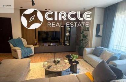 Apartment - 2 Bedrooms - 2 Bathrooms for sale in Palm Hills Village Gate - South Investors Area - New Cairo City - Cairo