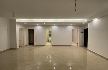 Apartment - 2 Bedrooms - 2 Bathrooms for rent in Palm Hills Village Gate - South Investors Area - New Cairo City - Cairo