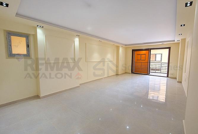 98547865 - Property Image 2
