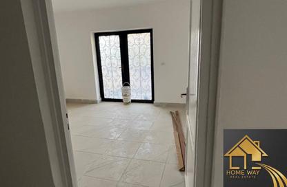Apartment - 2 Bedrooms - 1 Bathroom for sale in El Rehab Extension - Al Rehab - New Cairo City - Cairo
