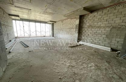 Office Space - Studio - 2 Bathrooms for sale in Golden Gate - South Teseen St. - The 5th Settlement - New Cairo City - Cairo Office Space - Studio - 2 Bathrooms for sale in Golden Gate - South Teseen St. - The 5th Settlement - New Cairo City - Cairo