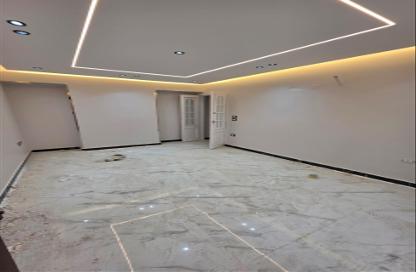 Office Space - 2 Bedrooms - 1 Bathroom for rent in Mohandessin - Giza