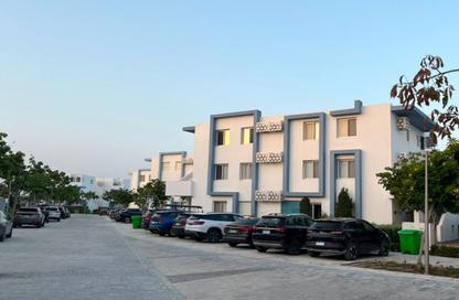 Chalet - 3 Bedrooms - 4 Bathrooms for sale in Fouka Bay - Ras Al Hekma - North Coast