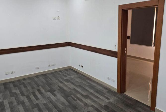 63144299 - صورة العقار 2