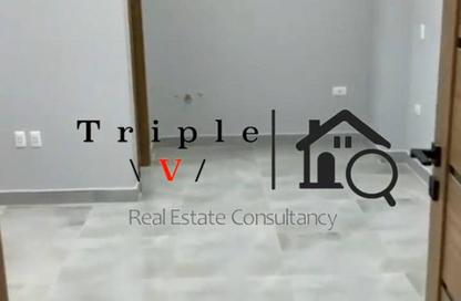 Clinic - Studio - 1 Bathroom for rent in Al Khamayel city - Sheikh Zayed Compounds - Sheikh Zayed City - Giza