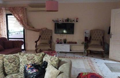 Apartment - 2 Bedrooms - 2 Bathrooms for rent in Ard El Golf - Heliopolis - Masr El Gedida - Cairo