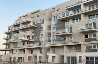 Apartment - 3 Bedrooms - 2 Bathrooms for sale in Mountain View iCity - 5th Settlement Compounds - The 5th Settlement - New Cairo City - Cairo