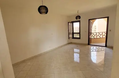 Apartment - 2 Bedrooms - 1 Bathroom for rent in El Rehab Extension - Al Rehab - New Cairo City - Cairo