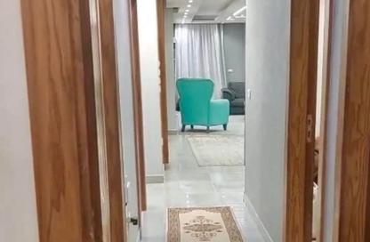 شقة - 3 غرف نوم - 2 حمامات للبيع في حدائق الاهرام - الجيزة شقة - 3 غرف نوم - 2 حمامات للبيع في حدائق الاهرام - الجيزة