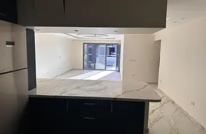 Apartment - 3 Bedrooms - 2 Bathrooms for rent in Sun Capital - Fayoum Desert road - 6 October City - Giza