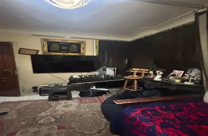 Apartment - 2 Bedrooms - 1 Bathroom for sale in Port Said St. - Sporting - Hay Sharq - Alexandria