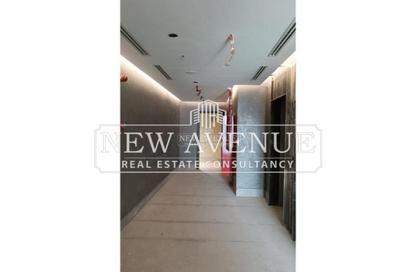 Office Space - 2 Bedrooms - 1 Bathroom for rent in Concord Plaza - South Investors Area - New Cairo City - Cairo