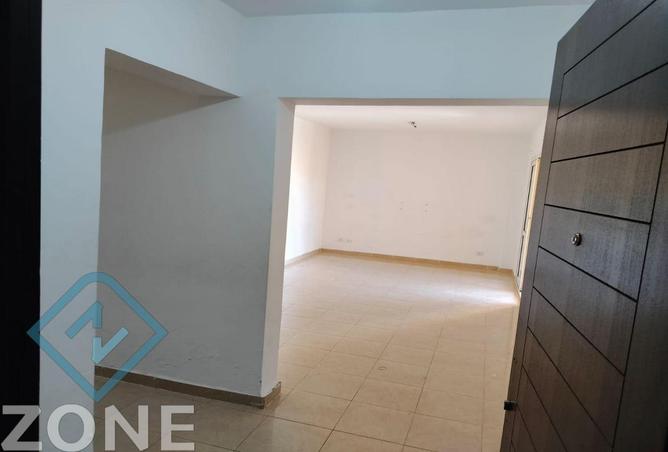 8645530 - Property Image 3