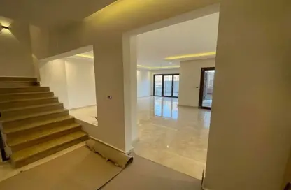 دوبلكس - 3 غرف نوم - 3 حمامات للبيع في سيتي فيو - طريق مصر اسكندرية الصحراوي - مدينة 6 أكتوبر - الجيزة