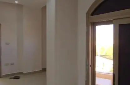 شقة - 5 غرف نوم - 3 حمامات للايجار في غرب سوميد - مدينة 6 أكتوبر - الجيزة