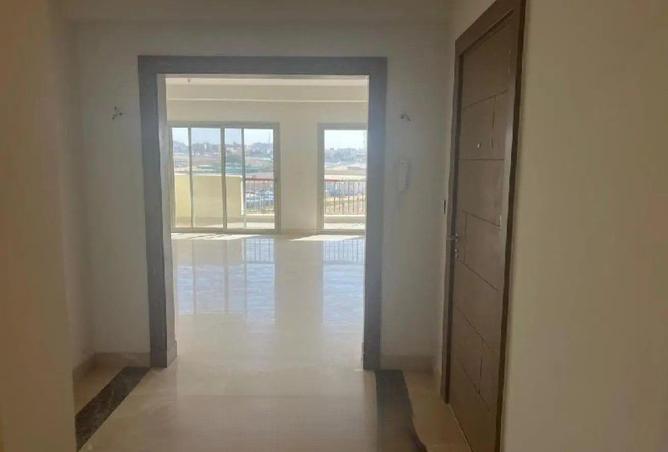 70104093 - صورة العقار 3