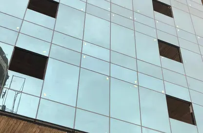 عيادة - غرفة نوم - 1 حمام للبيع في مول وان أو وان - الشيخ زايد - الجيزة