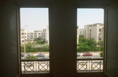 Apartment - 3 - 2 for sale in Mena Residence - South Investors Area - New Cairo City - Cairo Apartment - 3 - 2 for sale in Mena Residence - South Investors Area - New Cairo City - Cairo