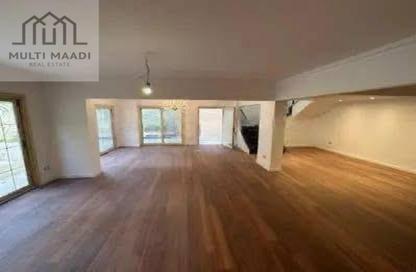 Duplex - 5 Bedrooms - 3 Bathrooms for sale in Street 19 - Maadi - Hay El Maadi - Cairo