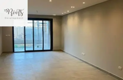 Apartment - 2 Bedrooms - 2 Bathrooms for rent in Village West - Sheikh Zayed Compounds - Sheikh Zayed City - Giza