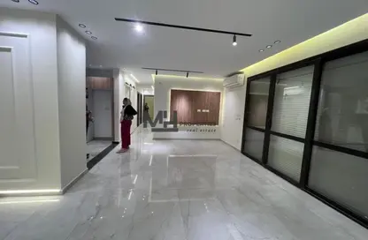 شقة - 3 غرف نوم - 3 حمامات للايجار في ايستاون - كمبوندات التجمع الخامس - التجمع الخامس - مدينة القاهرة الجديدة - القاهرة