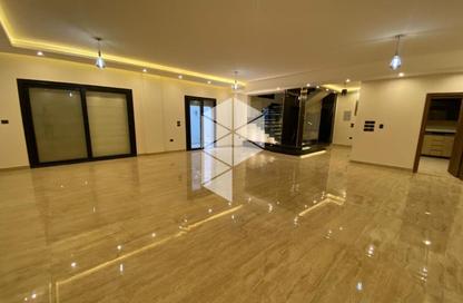 Villa - 5 Bedrooms - 7 Bathrooms for rent in Azzar - 5th Settlement Compounds - The 5th Settlement - New Cairo City - Cairo