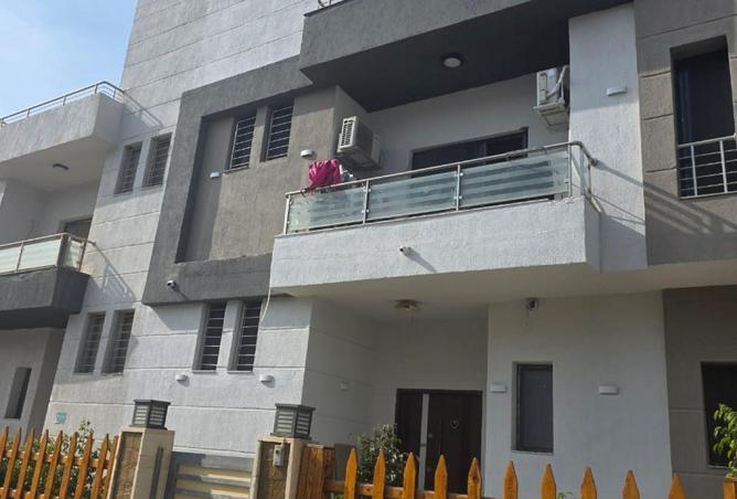 8678034 - Property Image 3