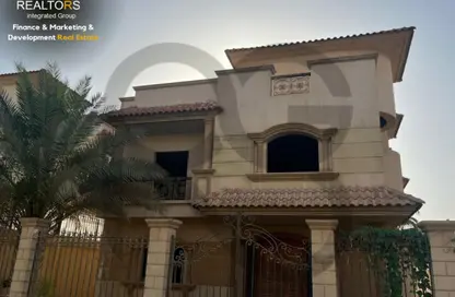 فيلا - 4 غرف نوم - 4 حمامات للبيع في رويال هيلز - الحي المتميز - مدينة 6 أكتوبر - الجيزة