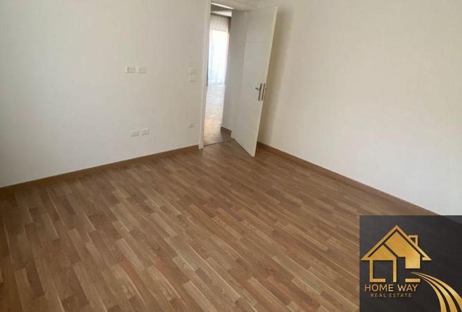 8720298 - Property Image 2