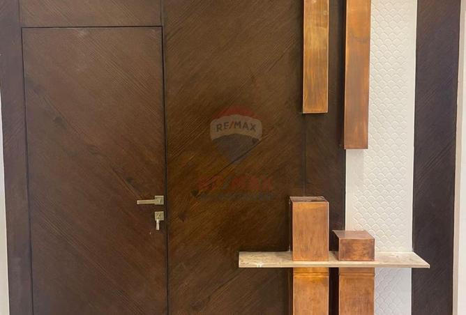 98822268 - Property Image 2