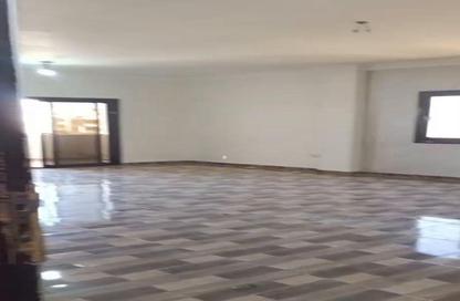 Apartment - 3 Bedrooms - 2 Bathrooms for sale in El Banafseg Apartment Buildings - El Banafseg - New Cairo City - Cairo