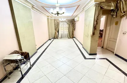 شقة - 2 غرف نوم - 1 حمام للبيع في السرايا - سيدي بشر - حي اول المنتزة - الاسكندرية