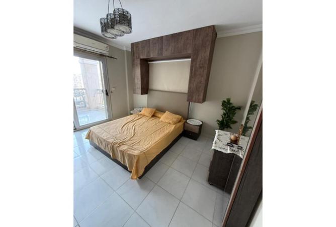 8617860 - Property Image 2