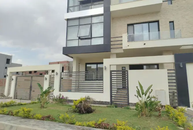114627582 - Property Image 2