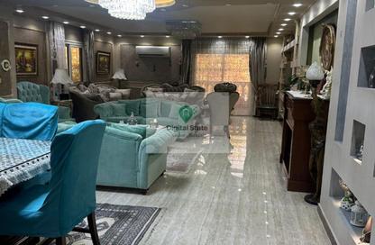 شقة - 3 غرف نوم - 2 حمامات للبيع في شارع الحجاز - ميدان المحكمة - مصر الجديدة - القاهرة