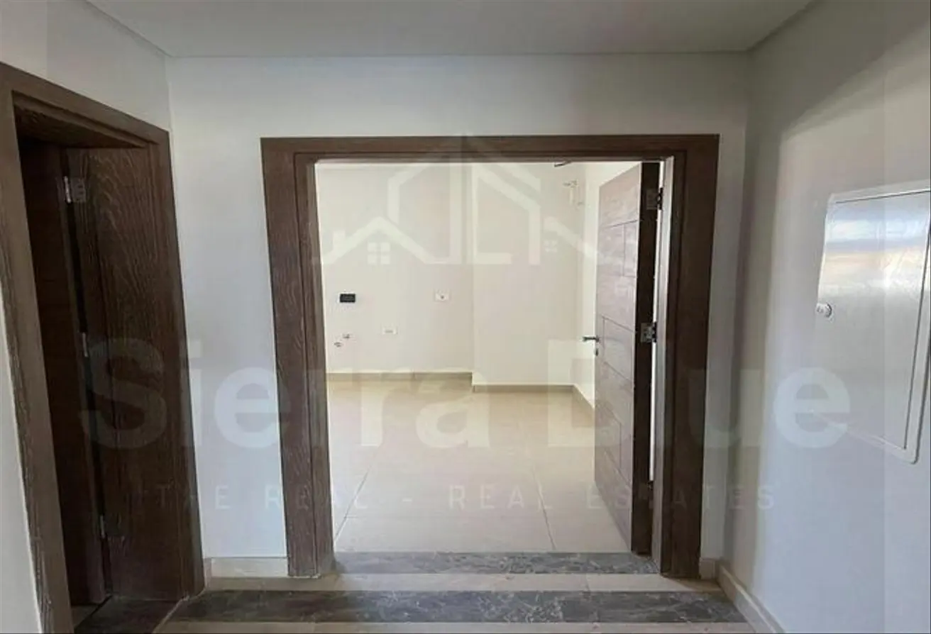 93523739 - Property Main Image