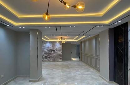 Apartment - 3 Bedrooms - 3 Bathrooms for sale in Gate 1 - Khofo - Hadayek El Ahram - Giza